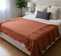 Pie de Cama, Manta decorativa Trhow cama o sofa. Colores c/ Volados Rugiada