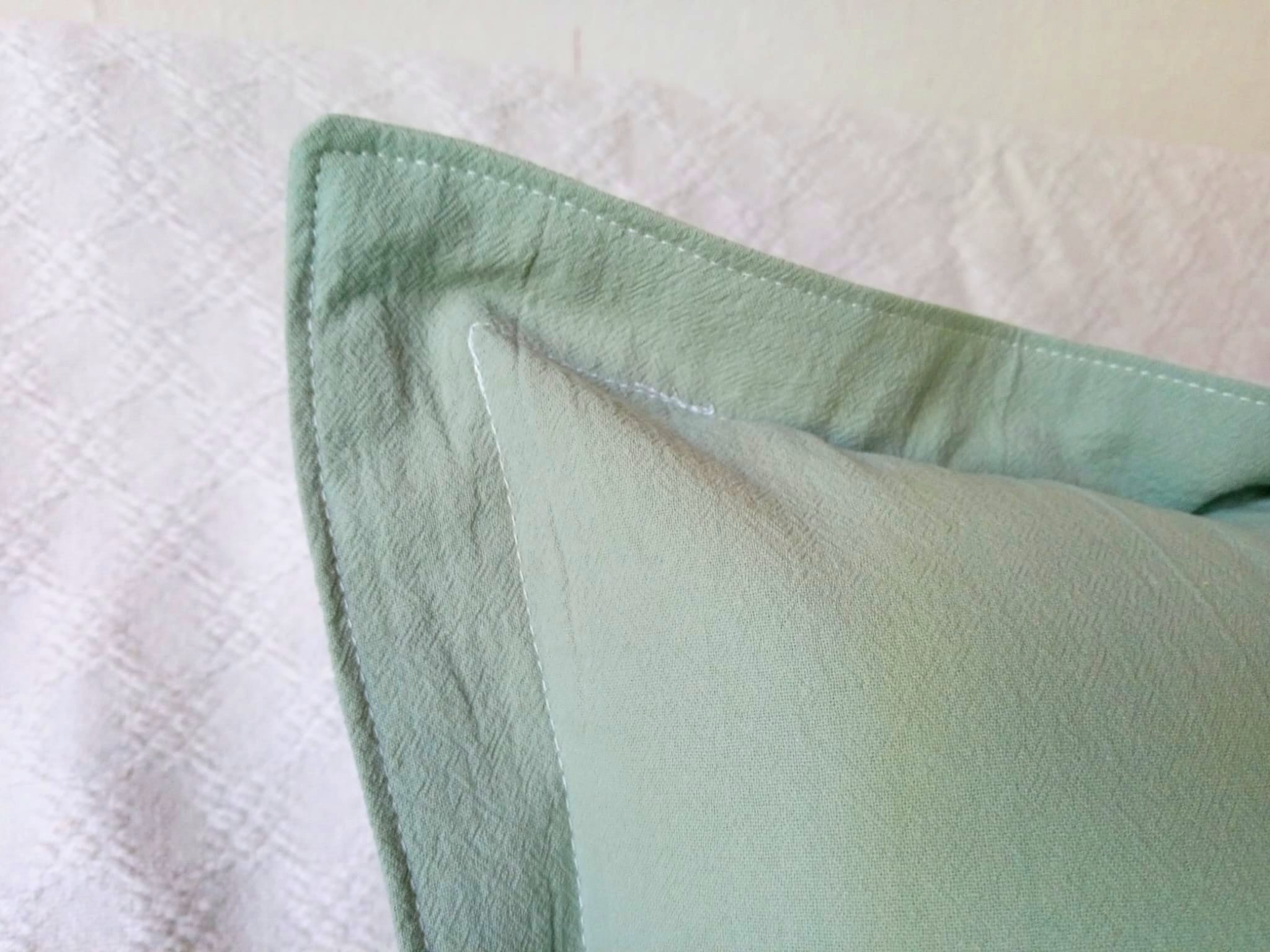 Funda De Almohadón Tusor 40x40 Con Cierre Verde Oscuro / Verde Claro / Blanco - Rugiada
