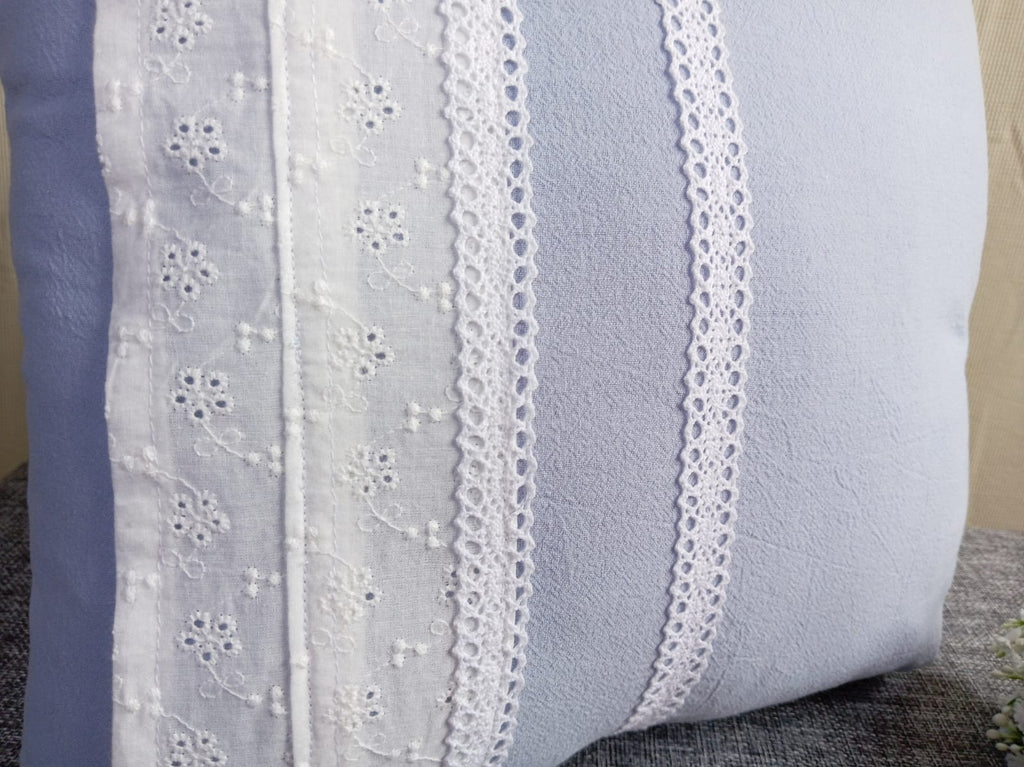 Almohadón Celeste Algodón Broderie 40x40 Rugiada Textil