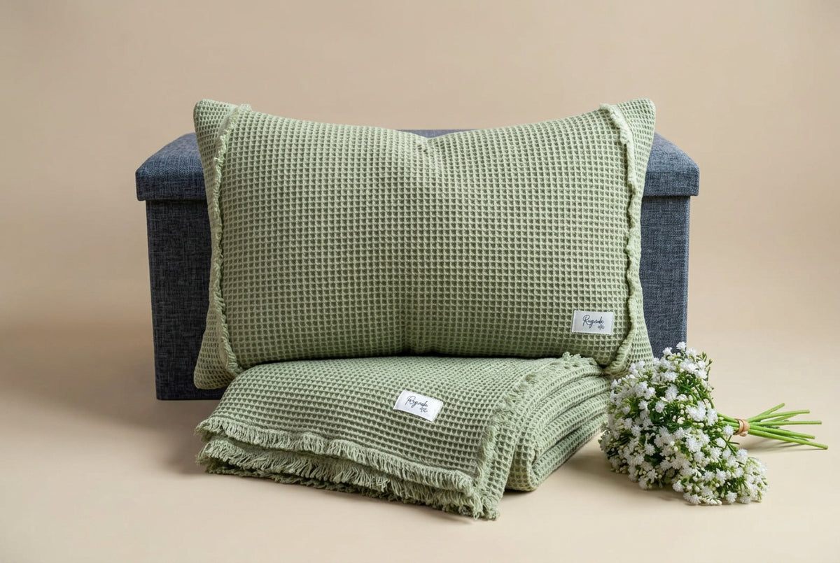 Pack Textil Manta Pie de Cama + Almohadón Verde - Rugiada