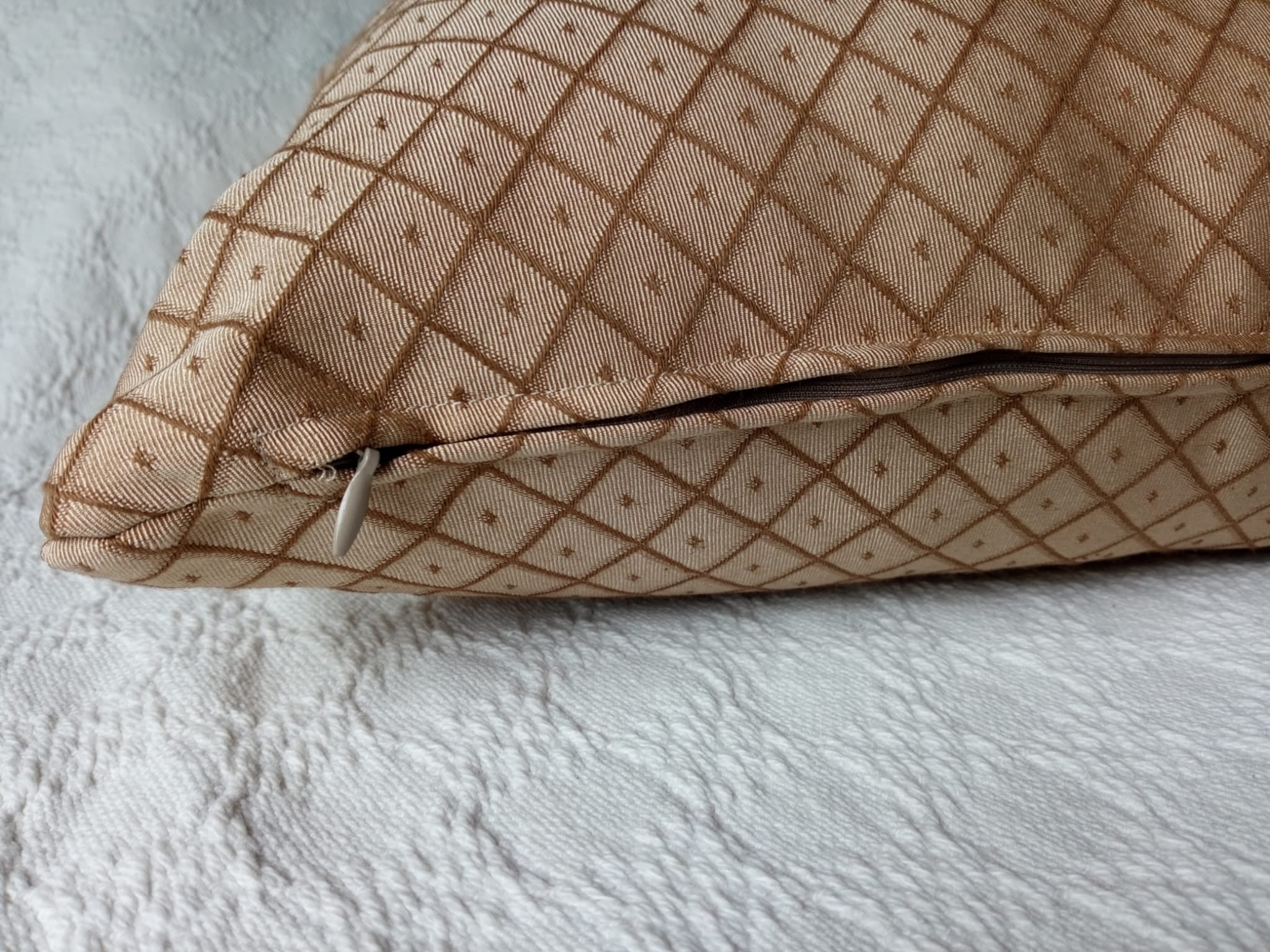 Funda De Almohadón Jacquard 40 x 40 Dorado Tostado c/ Cierre - Rugiada