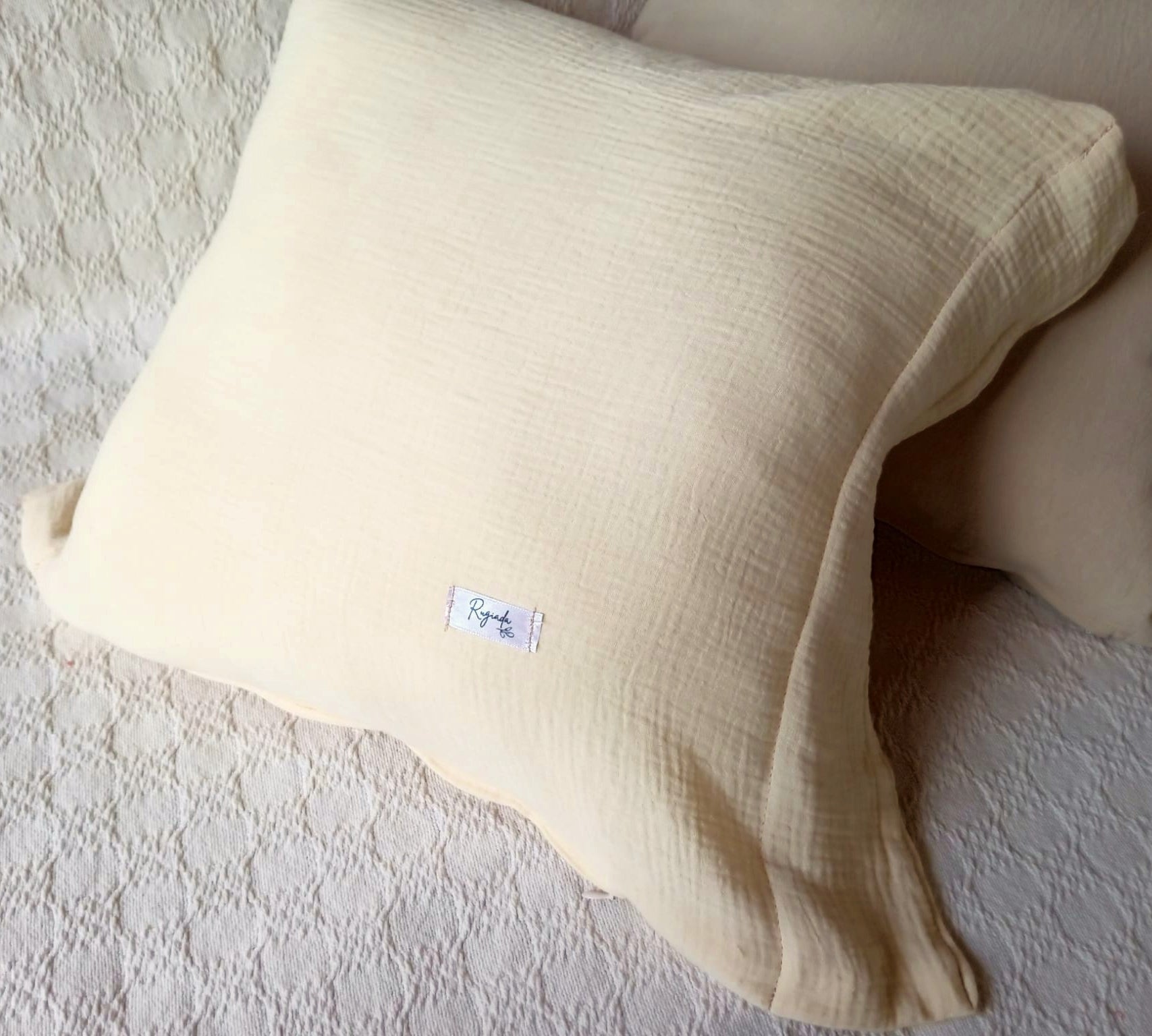 Funda De Almohadón 40x40 Algodón color Crema con Volados + Relleno