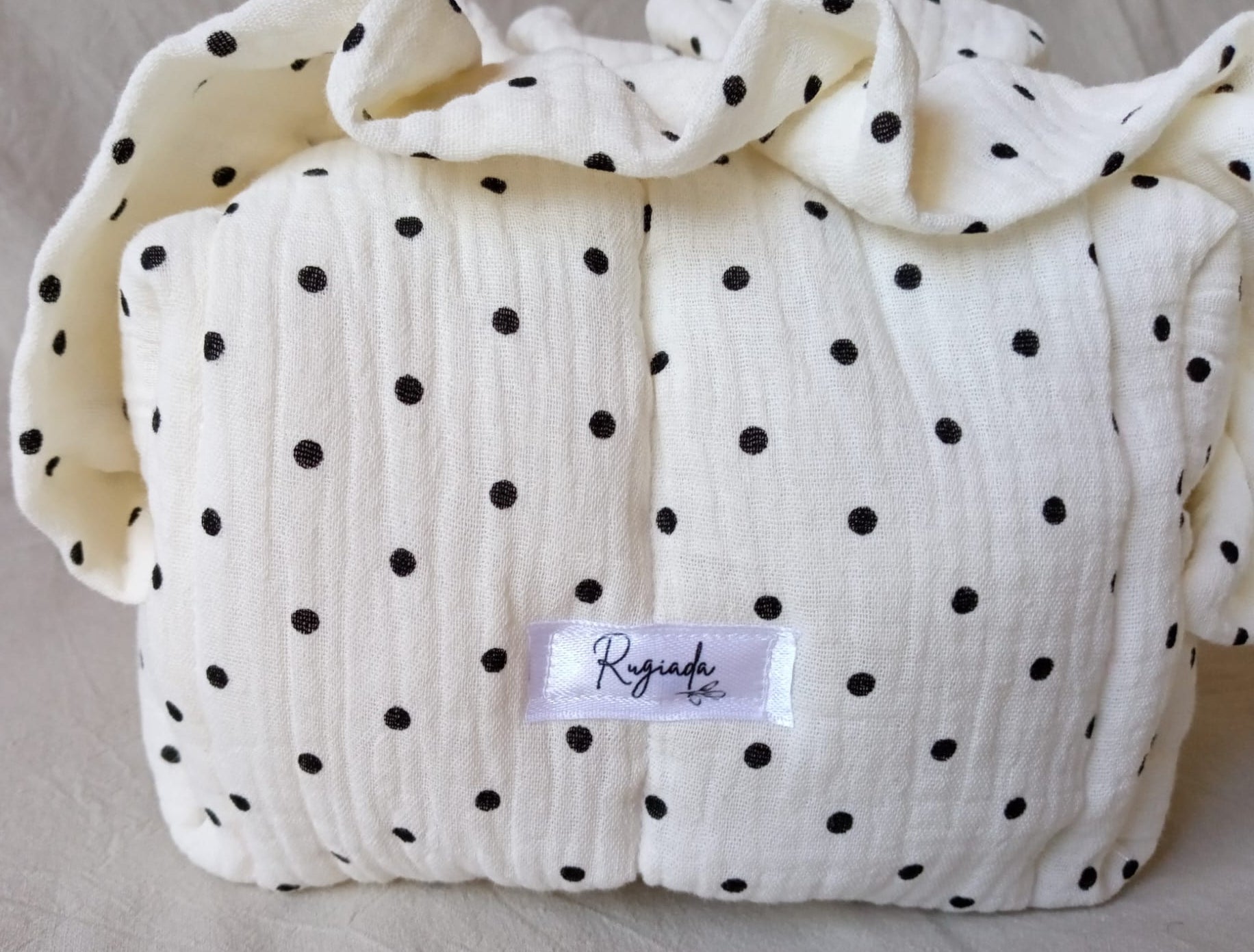 Necessaire Neceser Capitoneado C/ Volados - Beige / Turquesa / Hojas / Lunares