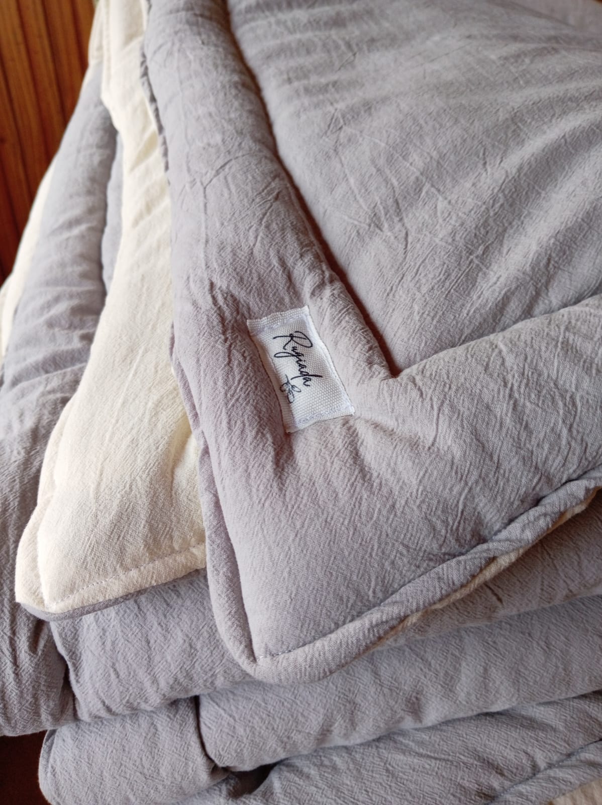 Pillow Pie de Cama Protector Sofa Beige, Verde, Colores 180 x 80 cm Rugiada Textil