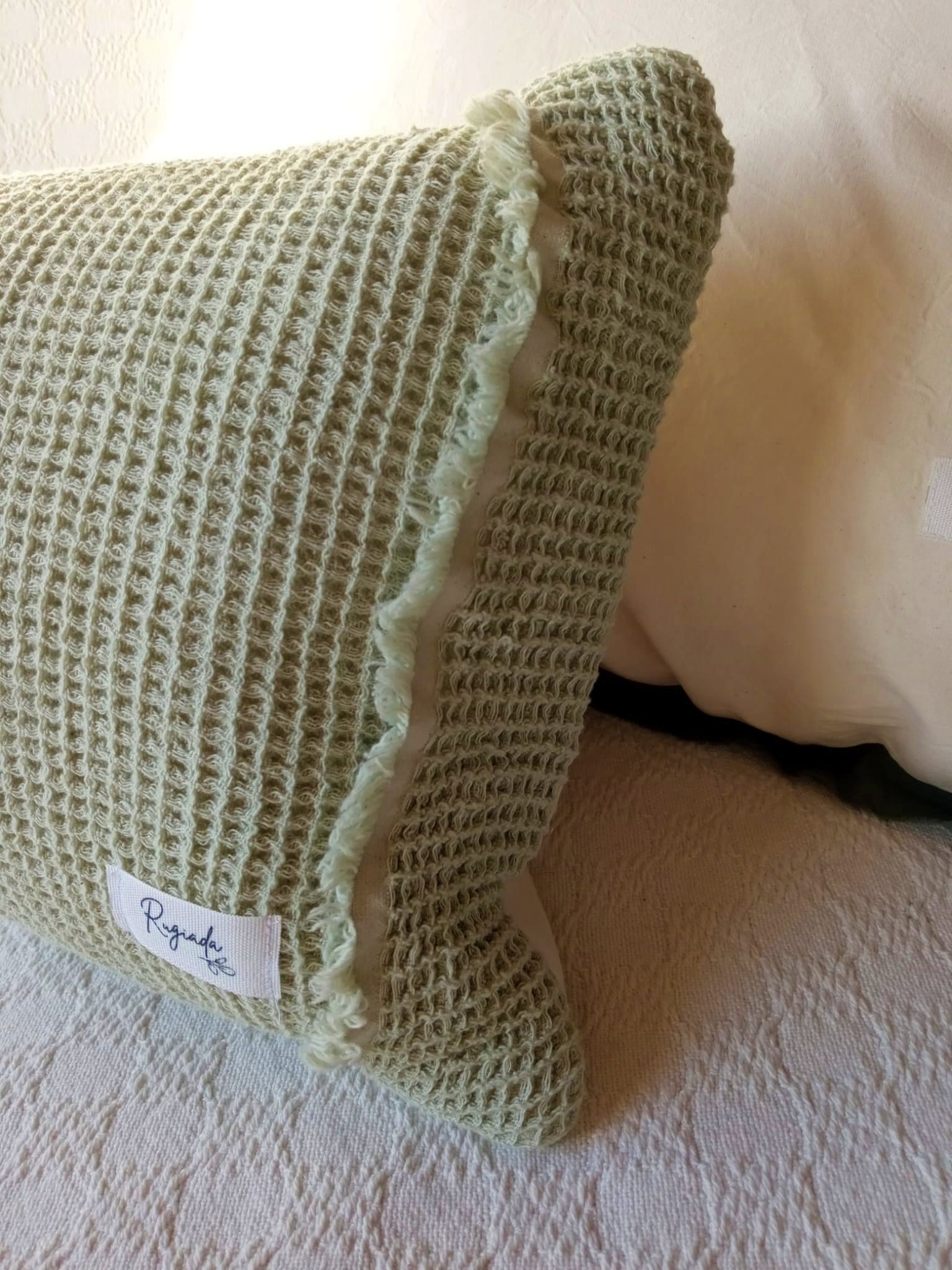 almohadon lienzo tusor verde nido verde malva rugiada textil