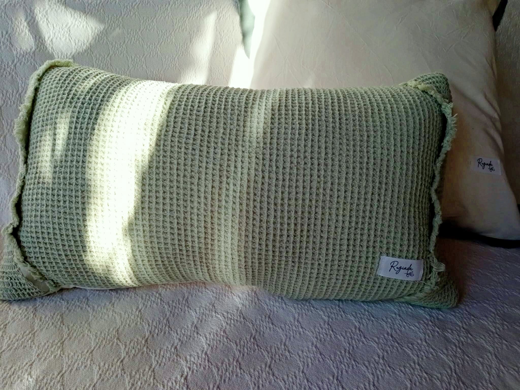 almohadon lienzo tusor verde nido verde malva rugiada textil