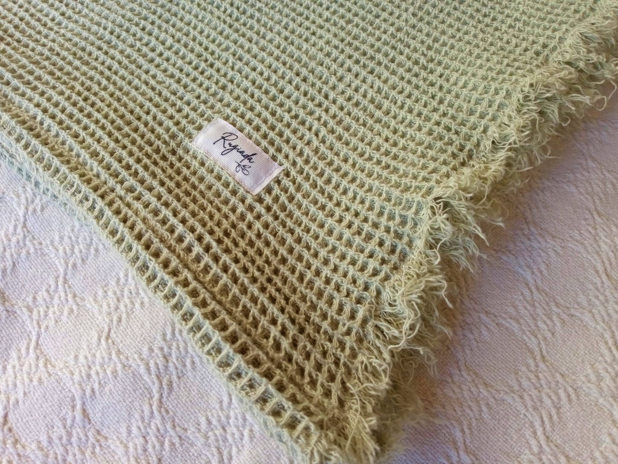 almohadon lienzo tusor verde nido verde malva rugiada textil