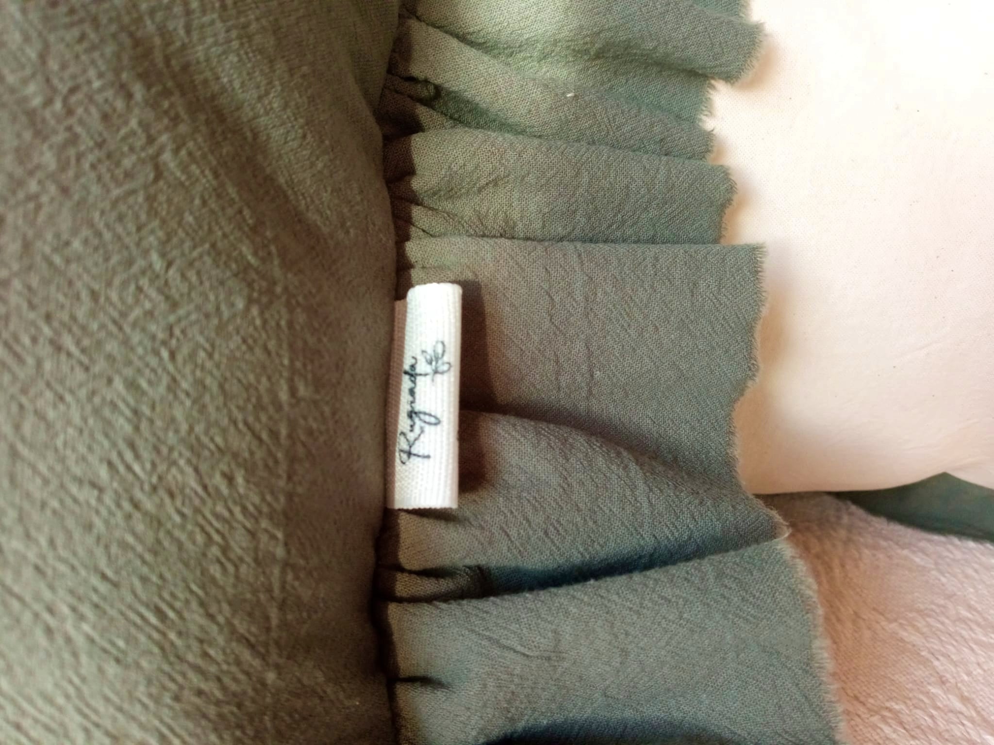 almohadon lienzo tusor verde nido verde malva rugiada textil
